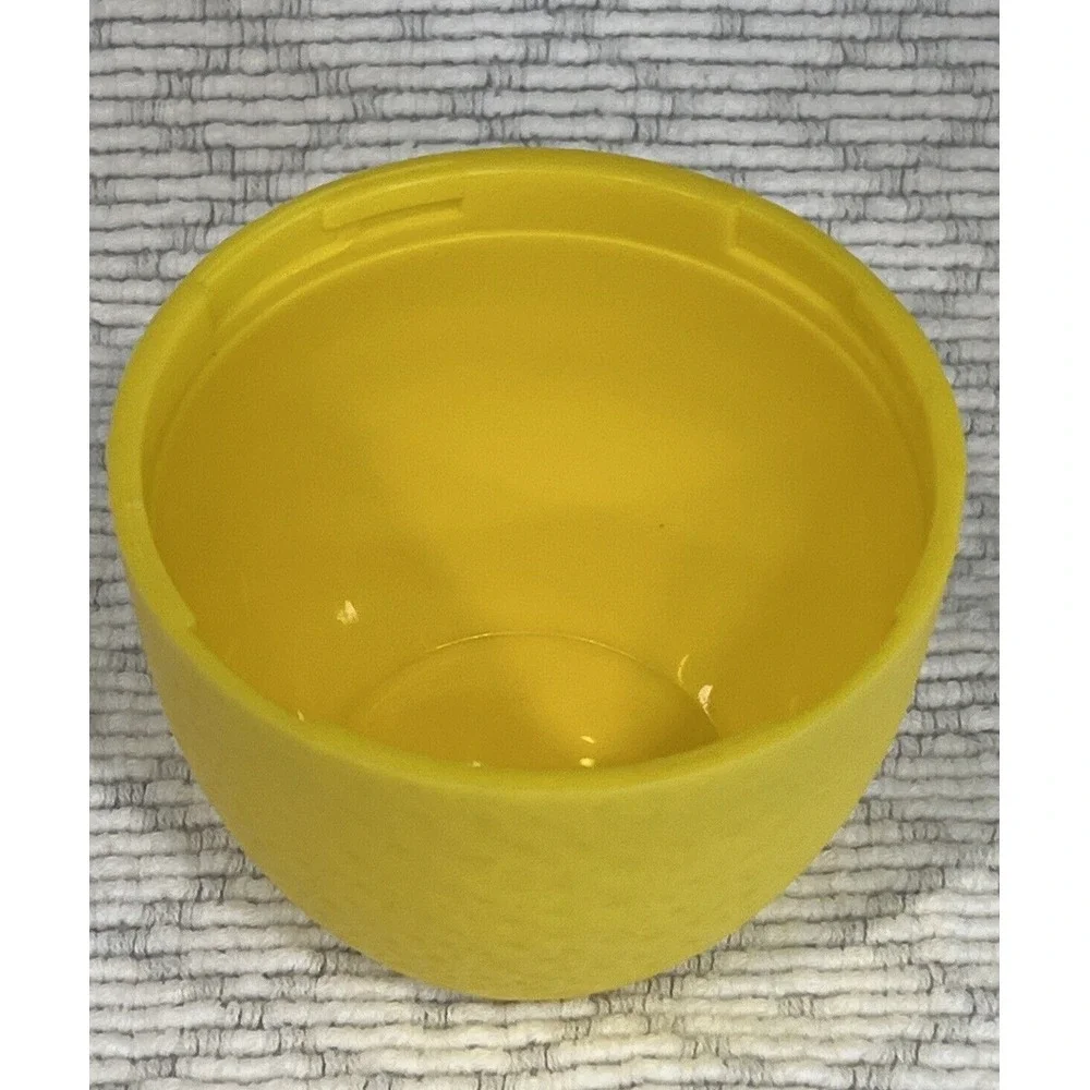 Original Hutzler Lemon‎ Saver Keeper Durable Plastic Storage Container